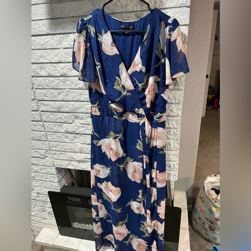 Women’s floral dress